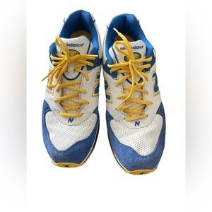 USED— RETRO New Balance Zip 8574 Mens Shoes.. White/ Blue/ Yellow..Size 13